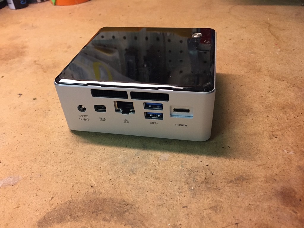 Hands on Review of the Intel® NUC Kit NUC5i3RYH Mini PC – The Average